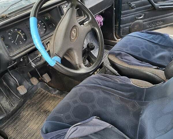 Зеленый ВАЗ 2107, объемом двигателя 1.5 л и пробегом 94 тыс. км за 800 $, фото 12 на Automoto.ua