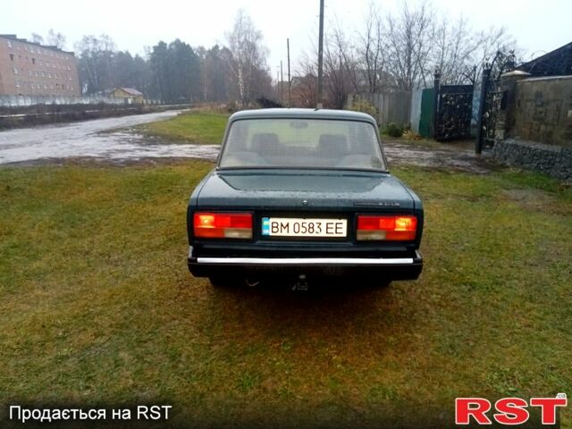 Зеленый ВАЗ 2107, объемом двигателя 1.5 л и пробегом 400 тыс. км за 1200 $, фото 1 на Automoto.ua