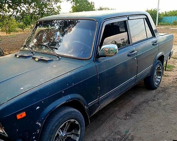 Зеленый ВАЗ 2107, объемом двигателя 1.4 л и пробегом 100 тыс. км за 1100 $, фото 1 на Automoto.ua