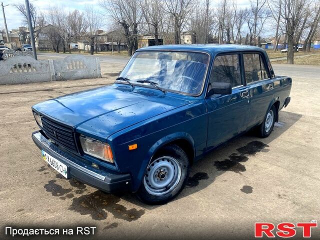 Зеленый ВАЗ 2107, объемом двигателя 16 л и пробегом 0 тыс. км за 900 $, фото 1 на Automoto.ua