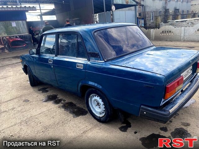 Зеленый ВАЗ 2107, объемом двигателя 16 л и пробегом 0 тыс. км за 900 $, фото 2 на Automoto.ua