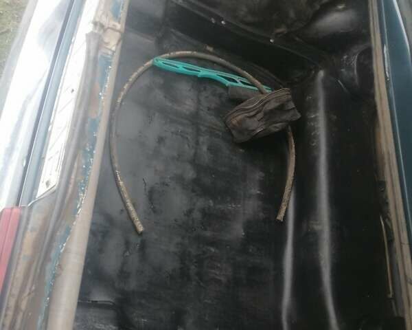 Зеленый ВАЗ 2107, объемом двигателя 0 л и пробегом 200 тыс. км за 1112 $, фото 4 на Automoto.ua