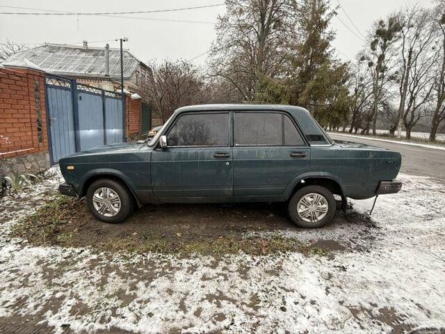 Зеленый ВАЗ 2107, объемом двигателя 1.5 л и пробегом 85 тыс. км за 650 $, фото 4 на Automoto.ua