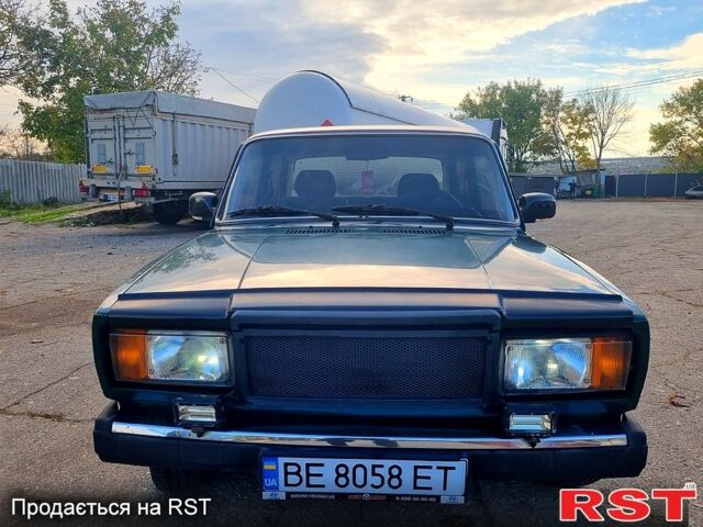 ВАЗ 2107 2002 в Баштанке на Automoto.ua Зеленый ВАЗ 2107, объемом двигателя 1.5 л и пробегом 140 тыс. км за 1100 $, фото 4 на Automoto.ua