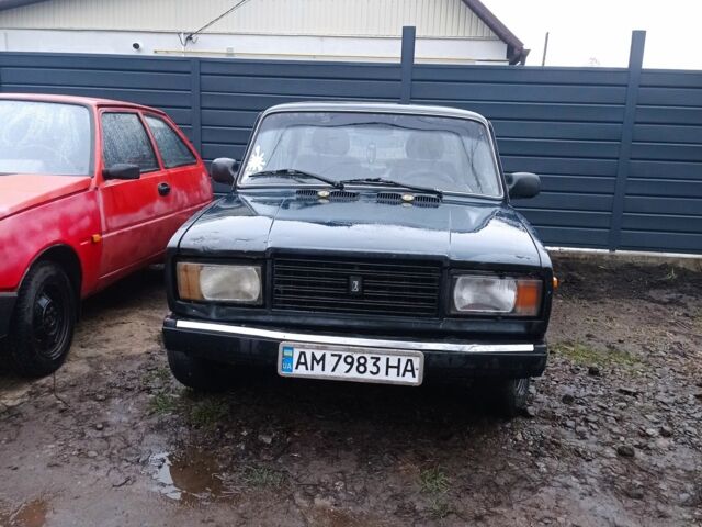 Зеленый ВАЗ 2107, объемом двигателя 1.6 л и пробегом 875 тыс. км за 650 $, фото 5 на Automoto.ua