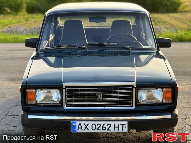 Зеленый ВАЗ 2107, объемом двигателя 1.5 л и пробегом 146 тыс. км за 1350 $, фото 5 на Automoto.ua