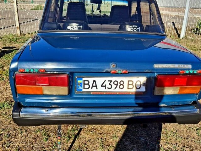 Зеленый ВАЗ 2107, объемом двигателя 1.5 л и пробегом 130 тыс. км за 960 $, фото 2 на Automoto.ua
