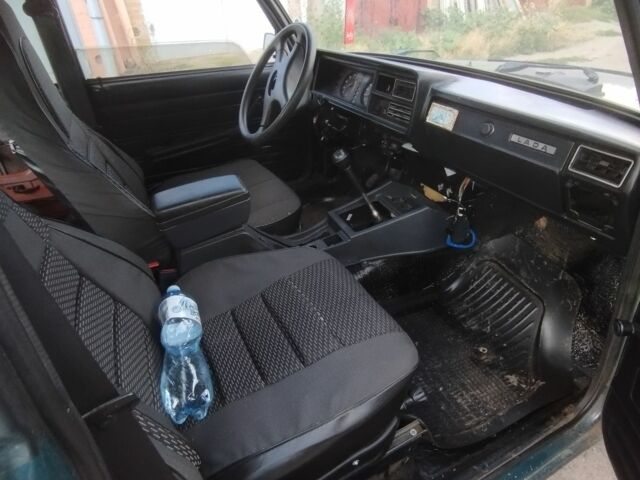 Зелений ВАЗ 2107, об'ємом двигуна 1.6 л та пробігом 240 тис. км за 325 $, фото 4 на Automoto.ua