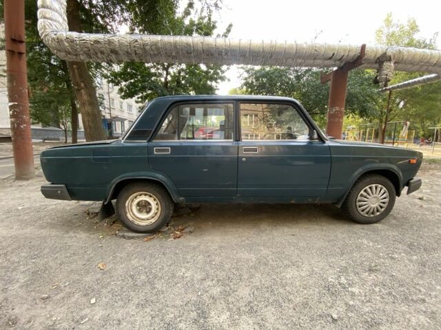 Зеленый ВАЗ 2107, объемом двигателя 1.6 л и пробегом 90 тыс. км за 716 $, фото 6 на Automoto.ua
