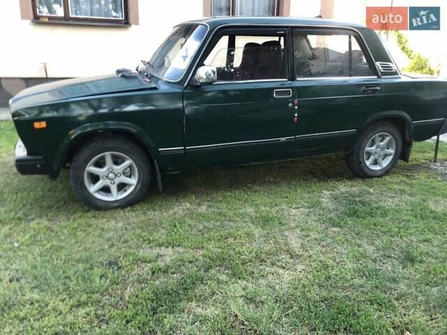 Зеленый ВАЗ 2107, объемом двигателя 1.5 л и пробегом 150 тыс. км за 920 $, фото 2 на Automoto.ua
