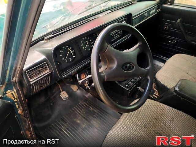 Зеленый ВАЗ 2107, объемом двигателя 1.5 л и пробегом 200 тыс. км за 968 $, фото 3 на Automoto.ua