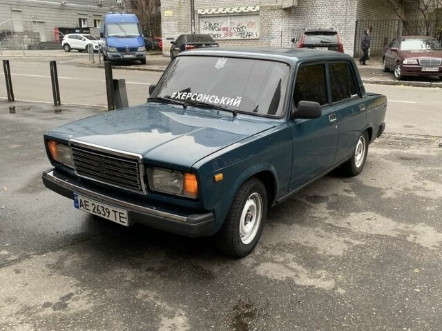 Зеленый ВАЗ 2107, объемом двигателя 1.6 л и пробегом 153 тыс. км за 1700 $, фото 3 на Automoto.ua