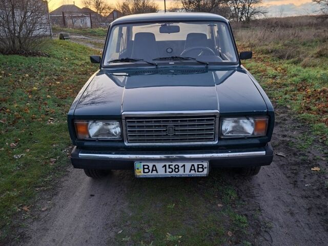 Зеленый ВАЗ 2107, объемом двигателя 1.6 л и пробегом 200 тыс. км за 831 $, фото 1 на Automoto.ua