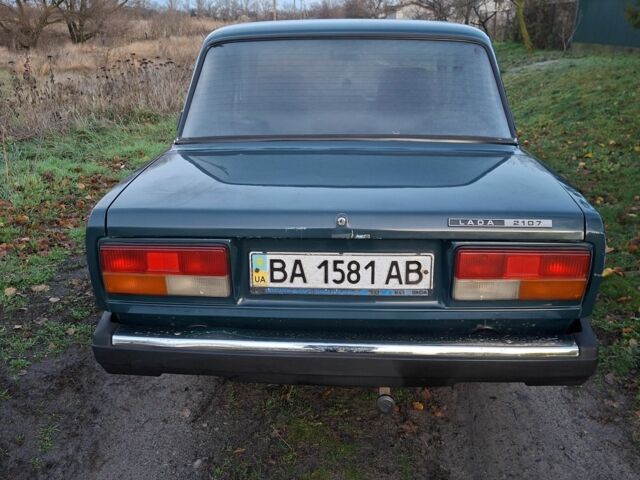 Зеленый ВАЗ 2107, объемом двигателя 1.6 л и пробегом 200 тыс. км за 831 $, фото 5 на Automoto.ua
