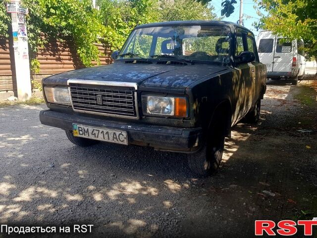 Зеленый ВАЗ 2107, объемом двигателя 1.5 л и пробегом 200 тыс. км за 500 $, фото 1 на Automoto.ua