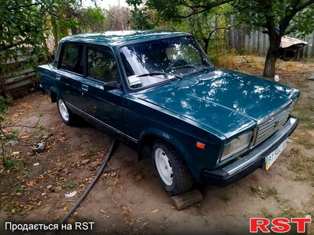 Зеленый ВАЗ 2107, объемом двигателя 1.5 л и пробегом 200 тыс. км за 968 $, фото 1 на Automoto.ua