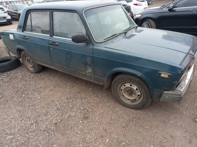 Зеленый ВАЗ 2107, объемом двигателя 0 л и пробегом 100 тыс. км за 650 $, фото 1 на Automoto.ua