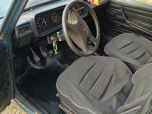 Зеленый ВАЗ 2107, объемом двигателя 1.6 л и пробегом 59 тыс. км за 800 $, фото 4 на Automoto.ua