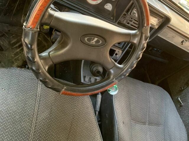 ВАЗ 2107 2003 в Кривом Роге на Automoto.ua Зеленый ВАЗ 2107, объемом двигателя 1 л и пробегом 777 тыс. км за 894 $, фото 4 на Automoto.ua