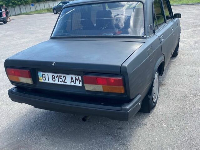 Зеленый ВАЗ 2107, объемом двигателя 1.6 л и пробегом 200 тыс. км за 600 $, фото 1 на Automoto.ua