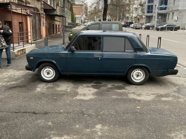 Зеленый ВАЗ 2107, объемом двигателя 1.6 л и пробегом 153 тыс. км за 1700 $, фото 4 на Automoto.ua