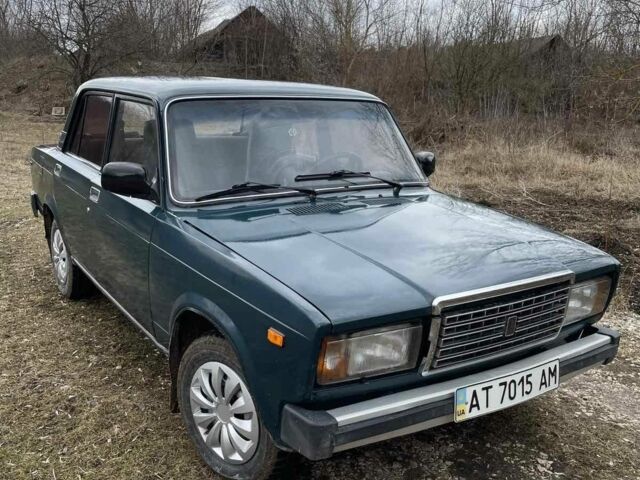 Зеленый ВАЗ 2107, объемом двигателя 1.6 л и пробегом 135 тыс. км за 1000 $, фото 1 на Automoto.ua