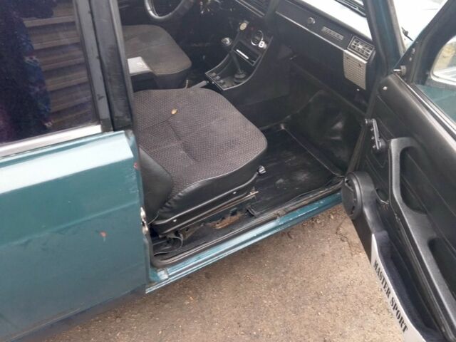 Зелений ВАЗ 2107, об'ємом двигуна 1.6 л та пробігом 150 тис. км за 757 $, фото 5 на Automoto.ua