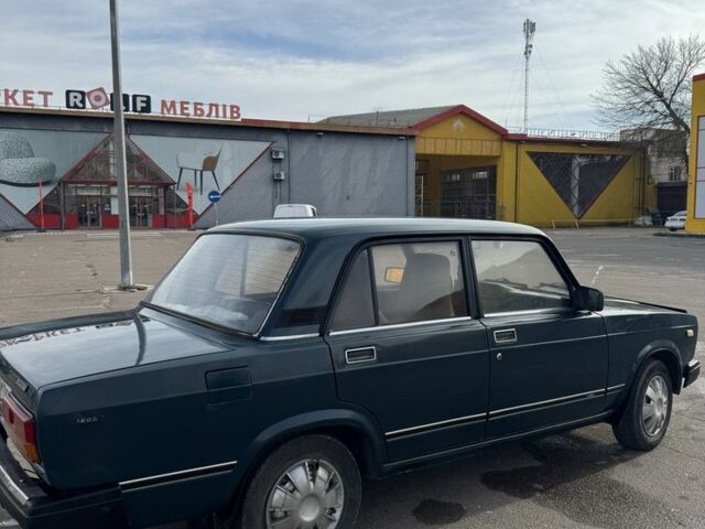 Зеленый ВАЗ 2107, объемом двигателя 1.6 л и пробегом 187 тыс. км за 1250 $, фото 6 на Automoto.ua