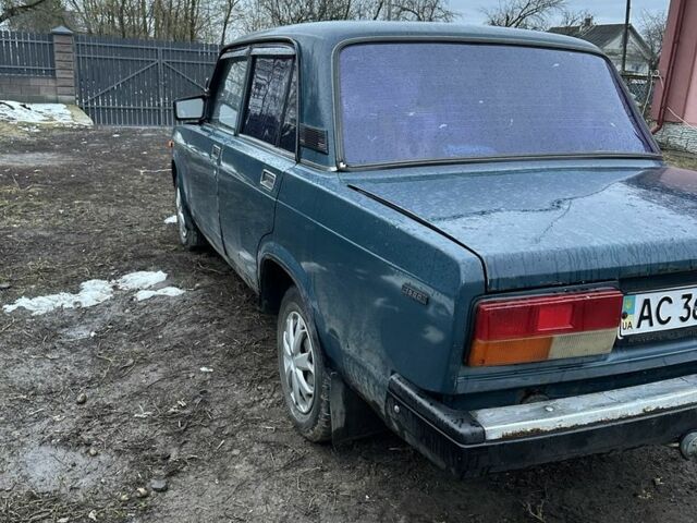 Зеленый ВАЗ 2107, объемом двигателя 1.3 л и пробегом 100 тыс. км за 700 $, фото 3 на Automoto.ua