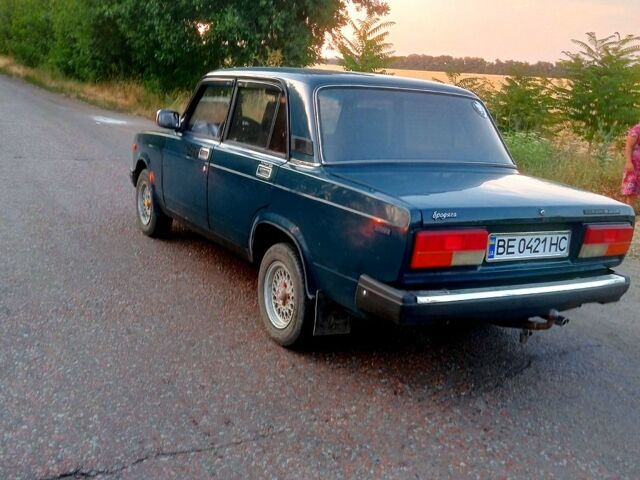 Зеленый ВАЗ 2107, объемом двигателя 1.6 л и пробегом 0 тыс. км за 1560 $, фото 2 на Automoto.ua