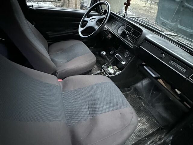 Зеленый ВАЗ 2107, объемом двигателя 1.3 л и пробегом 100 тыс. км за 700 $, фото 5 на Automoto.ua