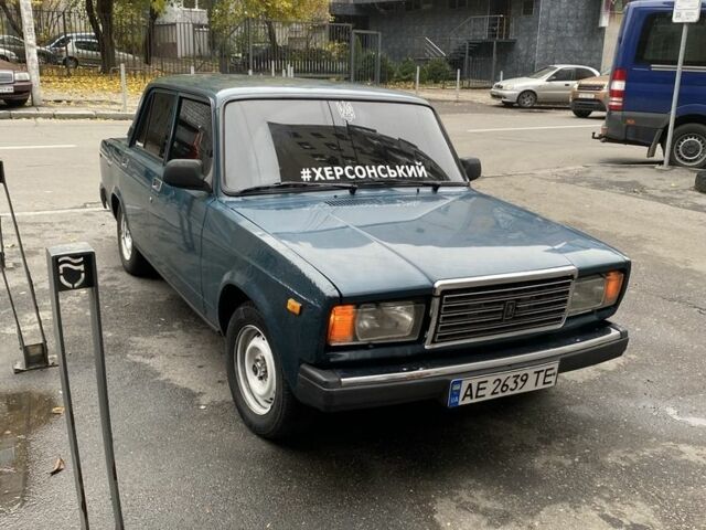 Зеленый ВАЗ 2107, объемом двигателя 1.6 л и пробегом 153 тыс. км за 1700 $, фото 1 на Automoto.ua