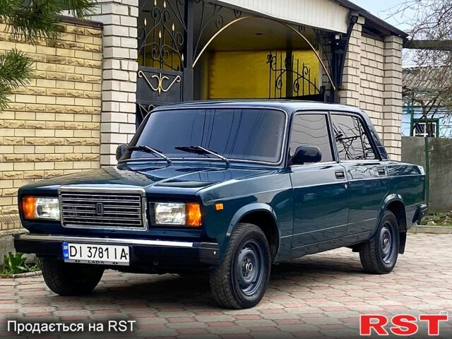 Зелений ВАЗ 2107, об'ємом двигуна 1.6 л та пробігом 120 тис. км за 1600 $, фото 3 на Automoto.ua