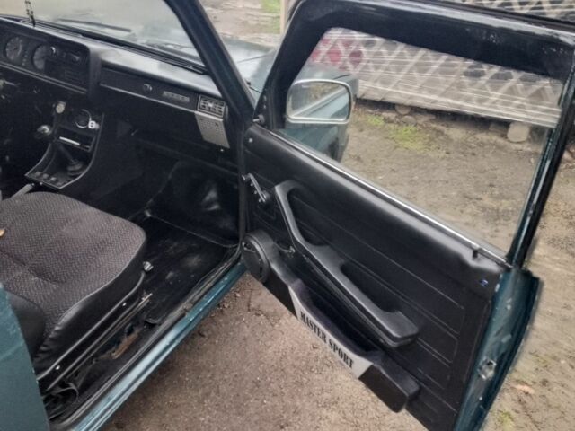 Зелений ВАЗ 2107, об'ємом двигуна 1.6 л та пробігом 150 тис. км за 757 $, фото 3 на Automoto.ua