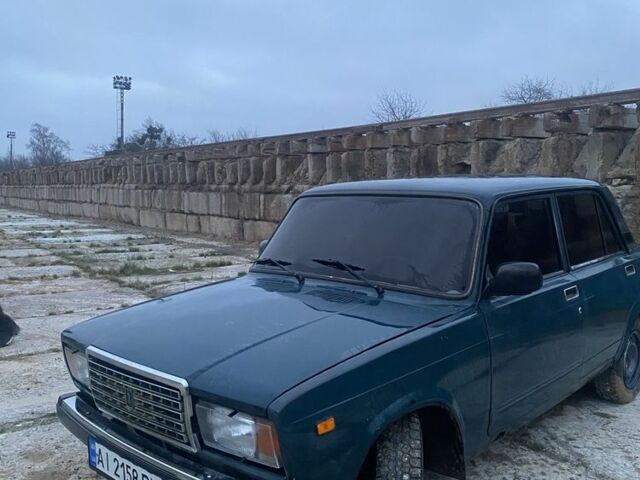 Зелений ВАЗ 2107, об'ємом двигуна 1.5 л та пробігом 845 тис. км за 1000 $, фото 1 на Automoto.ua