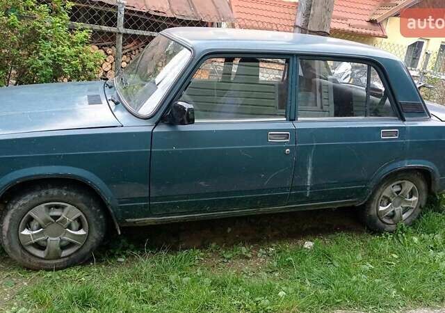 ВАЗ 2107 2004 у Яремче на Automoto.ua Зелений ВАЗ 2107, об'ємом двигуна 1.5 л та пробігом 13 тис. км за 800 $, фото 2 на Automoto.ua