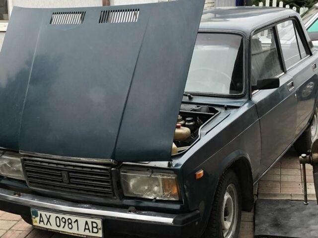 Зеленый ВАЗ 2107, объемом двигателя 1.5 л и пробегом 160 тыс. км за 500 $, фото 2 на Automoto.ua