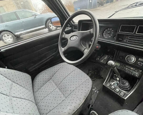 Зеленый ВАЗ 2107, объемом двигателя 1.45 л и пробегом 105 тыс. км за 1250 $, фото 17 на Automoto.ua