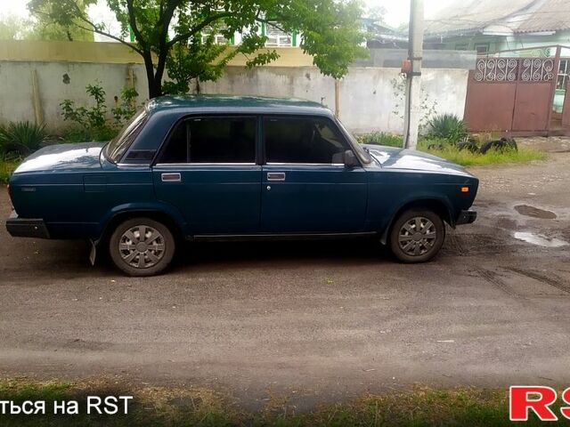 Зеленый ВАЗ 2107, объемом двигателя 1.5 л и пробегом 509 тыс. км за 850 $, фото 3 на Automoto.ua