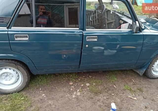 Зелений ВАЗ 2107, об'ємом двигуна 1.5 л та пробігом 208 тис. км за 1300 $, фото 3 на Automoto.ua