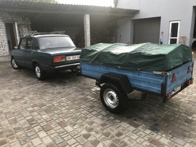 ВАЗ 2107 2004 у Камінь-Каширський на Automoto.ua Зелений ВАЗ 2107, об'ємом двигуна 1.5 л та пробігом 60 тис. км за 1900 $, фото 1 на Automoto.ua