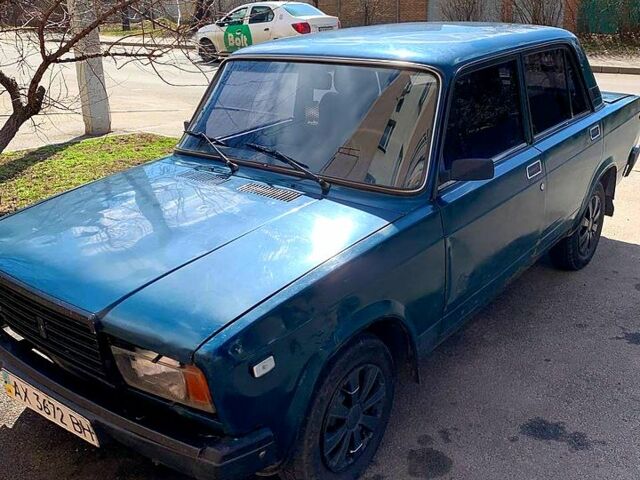 Зеленый ВАЗ 2107, объемом двигателя 1.5 л и пробегом 100 тыс. км за 600 $, фото 2 на Automoto.ua