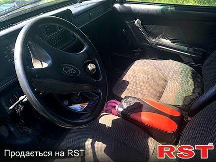 Зеленый ВАЗ 2107, объемом двигателя 1.5 л и пробегом 15 тыс. км за 1000 $, фото 2 на Automoto.ua