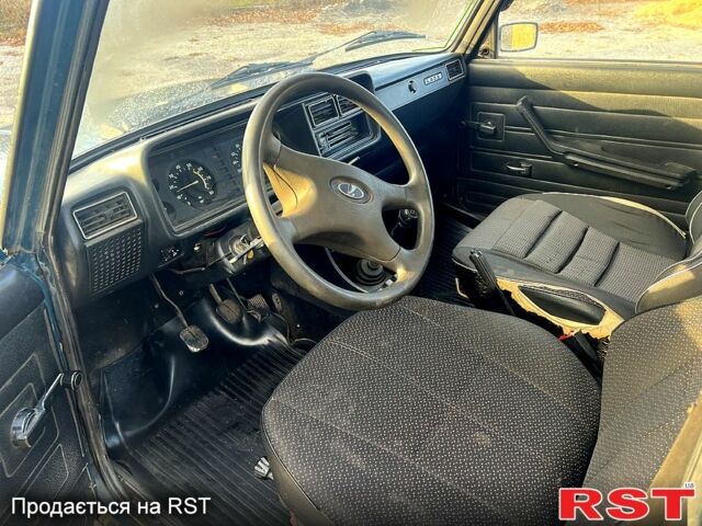 Зеленый ВАЗ 2107, объемом двигателя 1.5 л и пробегом 100 тыс. км за 800 $, фото 3 на Automoto.ua