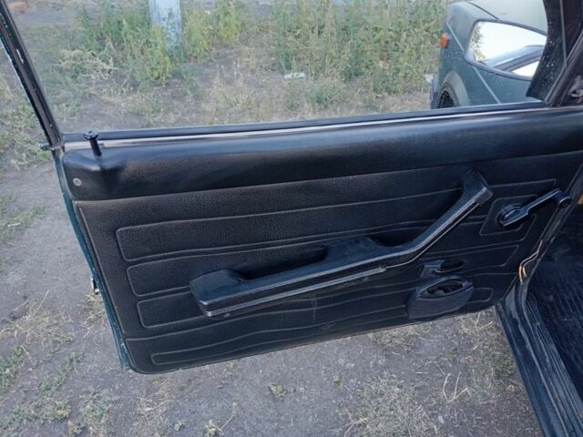 Зеленый ВАЗ 2107, объемом двигателя 1.6 л и пробегом 1 тыс. км за 1000 $, фото 5 на Automoto.ua