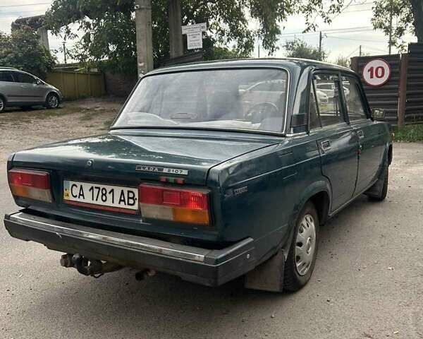 Зеленый ВАЗ 2107, объемом двигателя 1.5 л и пробегом 78 тыс. км за 2500 $, фото 5 на Automoto.ua