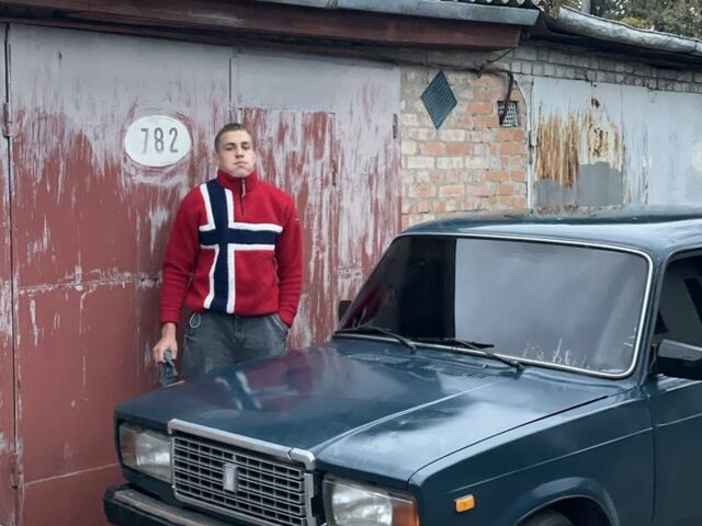 Зелений ВАЗ 2107, об'ємом двигуна 1.5 л та пробігом 2 тис. км за 1300 $, фото 8 на Automoto.ua