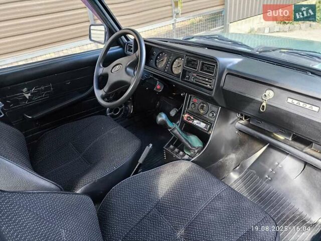 Зеленый ВАЗ 2107, объемом двигателя 1.5 л и пробегом 299 тыс. км за 1200 $, фото 8 на Automoto.ua