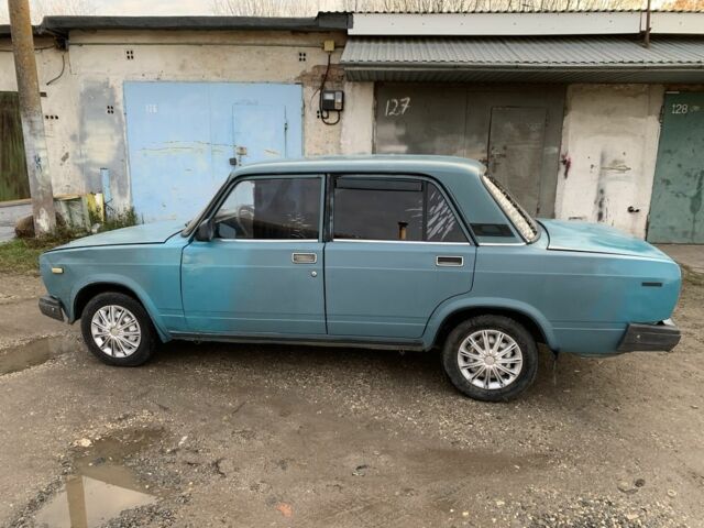 Зеленый ВАЗ 2107, объемом двигателя 1.3 л и пробегом 350 тыс. км за 500 $, фото 1 на Automoto.ua