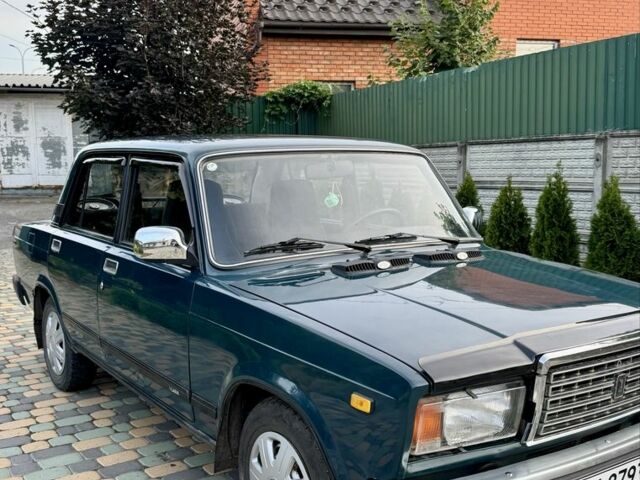 Зеленый ВАЗ 2107, объемом двигателя 1.5 л и пробегом 120 тыс. км за 1700 $, фото 2 на Automoto.ua